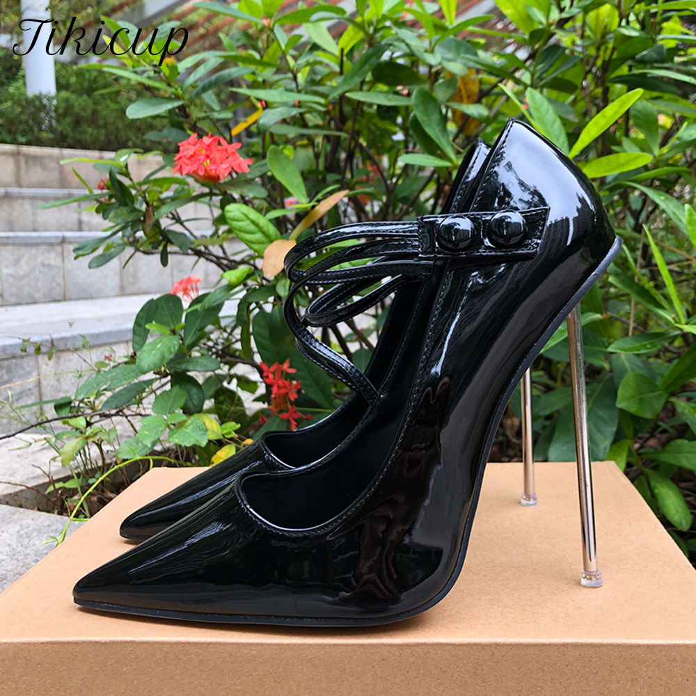 Glamorous Black Patent Leather – Crossfit Event recenzja i cena